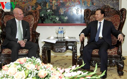 Phó Thủ tướng Vũ Văn Ninh tiếp Thứ trưởng Thương mại Hoa Kỳ - ảnh 1
