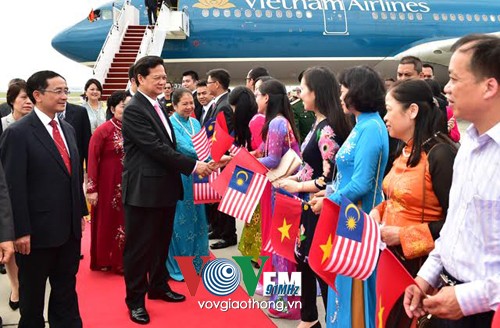 Thủ tướng Nguyễn Tấn Dũng kết thúc tốt đẹp chuyến thăm chính thức Malaysia  - ảnh 1