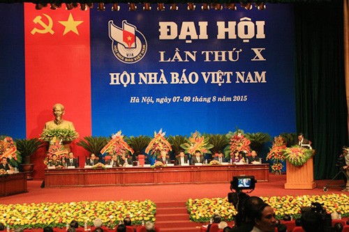 Tổng bí thư Nguyễn Phú Trọng dự Đại hội toàn quốc lần thứ 10 Hội Nhà báo Việt Nam - ảnh 1