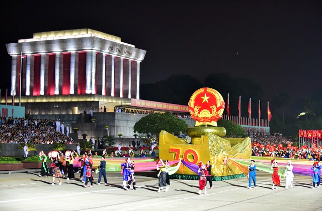 Lãnh đạo các nước gửi điện mừng nhân kỷ niệm 70 năm Quốc khánh nước CHXHCN Việt Nam - ảnh 1