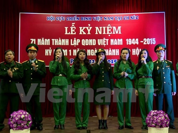 Kỷ niệm Ngày thành lập Quân đội nhân dân Việt Nam tại Cộng hòa Czech - ảnh 1