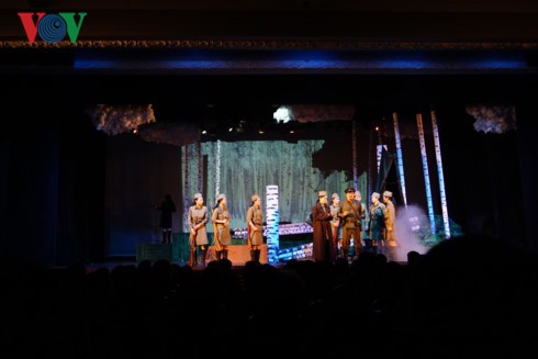 Nhà hát kịch Quân đội nhân dân Việt Nam biểu diễn thành công tại Liên bang Nga - ảnh 1