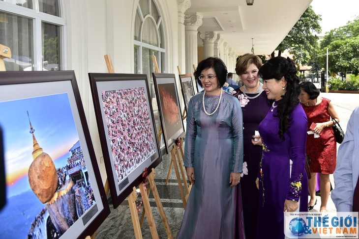 Lễ hội Vàng ASEAN nhân kỷ niệm 50 năm thành lập ASEAN - ảnh 2