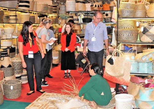 Doanh nghiệp Việt Nam tham gia Hội chợ tại Hongkong (Trung Quốc) và Canada - ảnh 1
