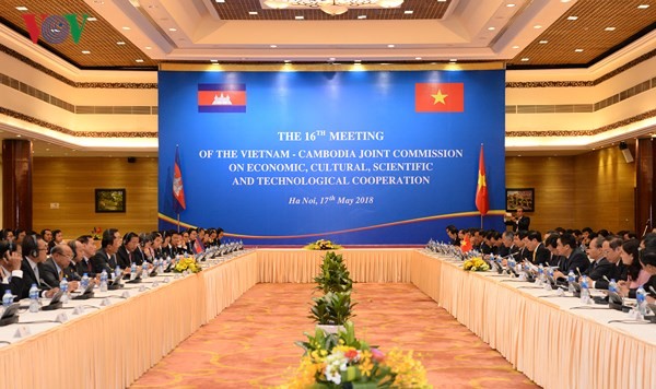 Kỳ họp lần thứ 16 Ủy ban Hỗn hợp Việt Nam-Campuchia - ảnh 2