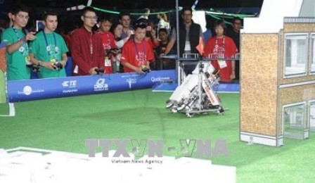 Việt Nam tham dự giải Robot thế giới “First Global Challenge” - ảnh 1