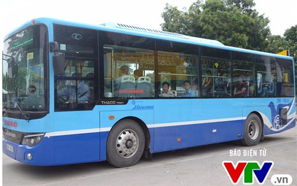 Thành đoàn Hà Nội triển khai “Tuyến xe ngày 26 – Xe buýt màu xanh” - ảnh 1