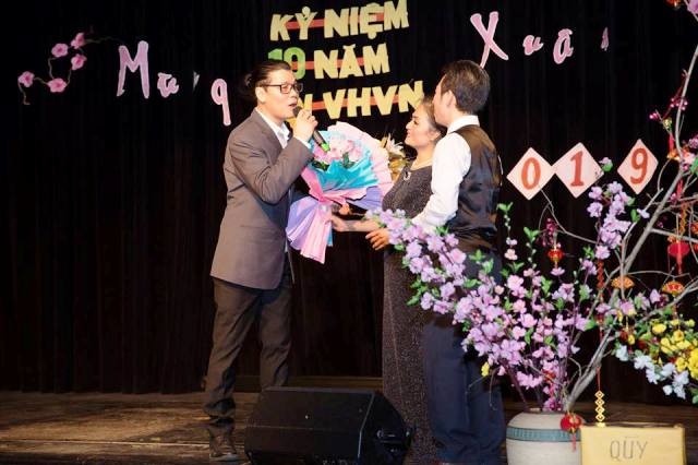 10 năm Hội Văn hóa Việt Nam ở Nürnberg - gắn kết tình yêu thương - ảnh 9