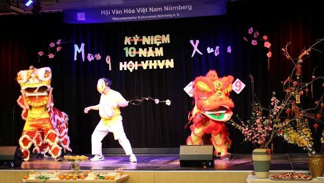10 năm Hội Văn hóa Việt Nam ở Nürnberg - gắn kết tình yêu thương - ảnh 4