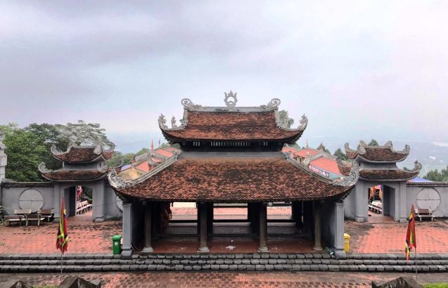 Nét kiến trúc độc đáo và thiên nhiên kỳ thú ở danh thắng Đền Cao An Phụ - ảnh 1