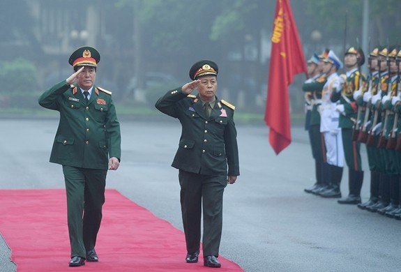 Đoàn đại biểu Chính trị cấp cao Quân đội nhân dân Lào thăm chính thức Việt Nam - ảnh 1