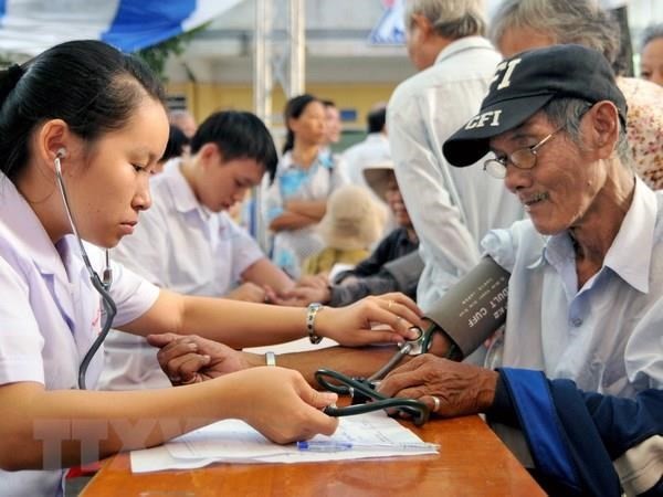 Bốn bệnh viện lớn khám bệnh miễn phí tại khu vực Tượng đài Lý Thái Tổ, Hoàn Kiếm, Hà Nội - ảnh 1