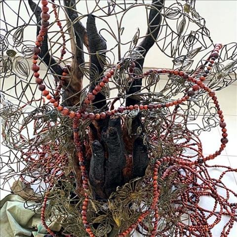 Độc đáo triển lãm “Nhựa cây vẫn chảy” của nghệ sĩ Pháp và Việt Nam - ảnh 1