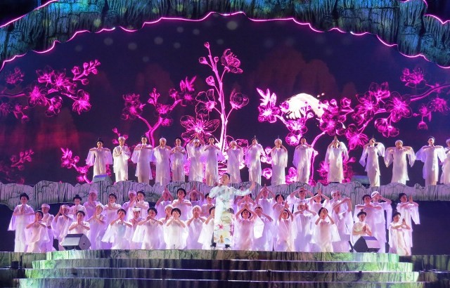Khai mạc Lễ hội hang động Quảng Bình 2019 - ảnh 1