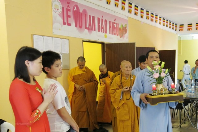 Trung tâm văn hóa Phật giáo cấp tỉnh đầu tiên của người Việt tại Cộng hòa Czech - ảnh 2