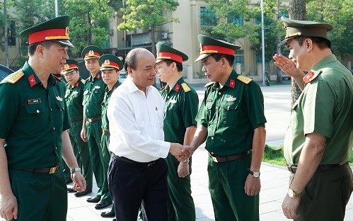Thủ tướng Nguyễn Xuân Phúc kiểm tra công tác tu bổ Công trình Lăng Chủ tịch Hồ Chí Minh - ảnh 2