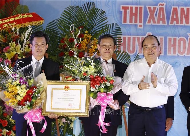 Thủ tướng Nguyễn Xuân Phúc dự lễ công bố đạt chuẩn nông thôn mới tại tỉnh Bình Định - ảnh 1