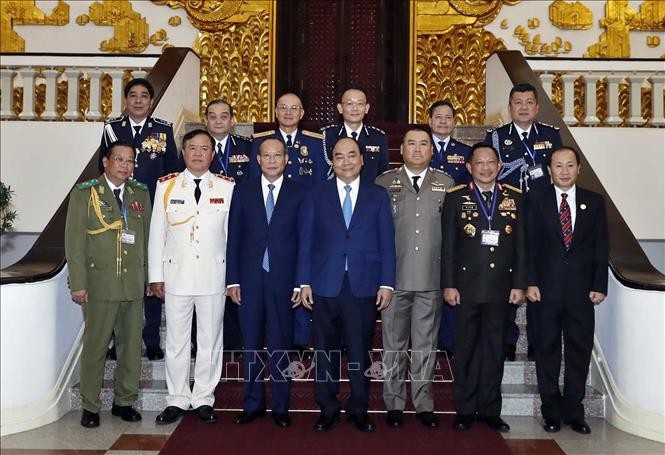 Thủ tướng Nguyễn Xuân Phúc tiếp các Trưởng đoàn dự Hội nghị Tư lệnh Cảnh sát các nước ASEAN - ảnh 1