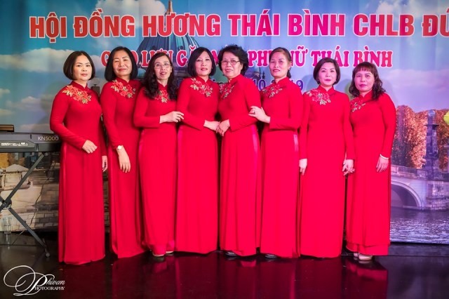 Hội đồng hương Thái Bình tại CHLB Đức tổ chức gặp mặt nhân ngày Phụ nữ Việt Nam - ảnh 3