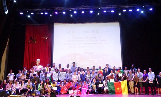 Liên hoan hát Quốc ca sinh viên quốc tế lần đầu tiên - nơi giao lưu văn hóa đặc sắc - ảnh 9