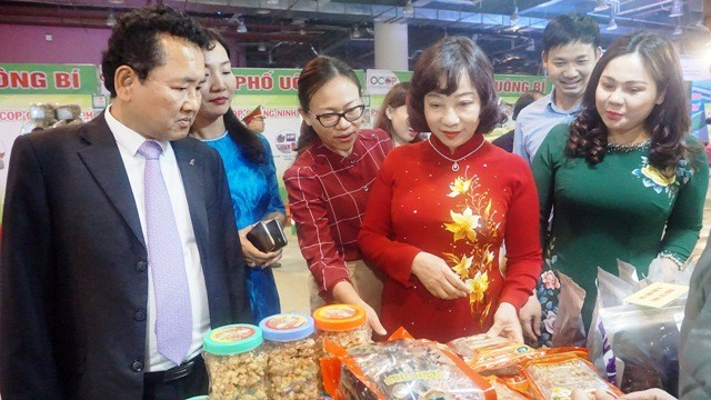 Khai mạc triển lãm OCOP Quảng Ninh và sản phẩm làng nghề Việt Nam - ảnh 1