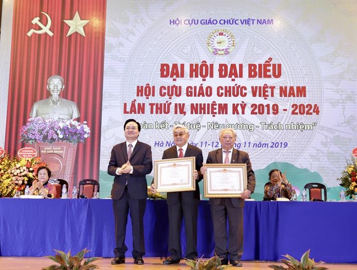 Đại hội Hội Cựu giáo chức Việt Nam lần thứ 4 - ảnh 2