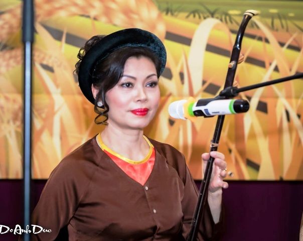 Giới thiệu nét đẹp trang phục truyền thống của các dân tộc Việt Nam tại CHLB Đức - ảnh 2
