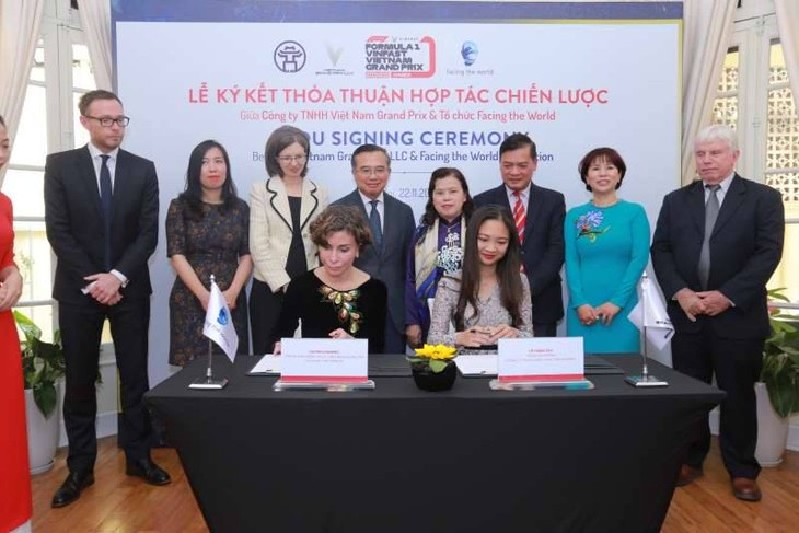 Facing the World kí kết thỏa thuận hợp tác chiến lược với Công ty F1 Vietnam Grand Prix - ảnh 1