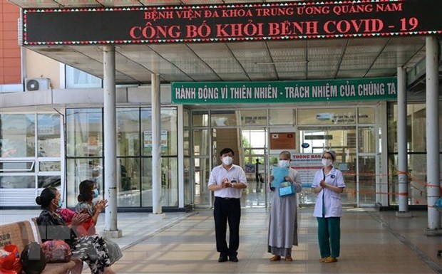 Việt Nam chữa khỏi thêm 24 bệnh nhân COVID-19 - ảnh 1