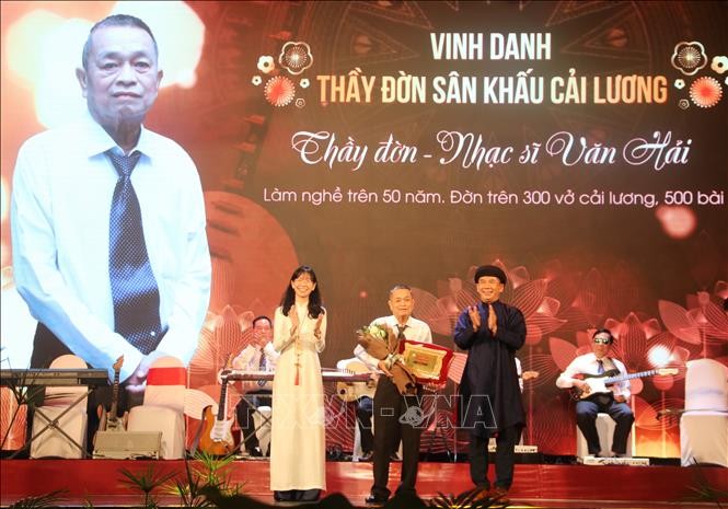 Ngày sân khấu Việt Nam 2020: Vinh danh các văn nghệ sỹ có nhiều đóng góp cho sân khấu, vì cộng đồng - ảnh 1