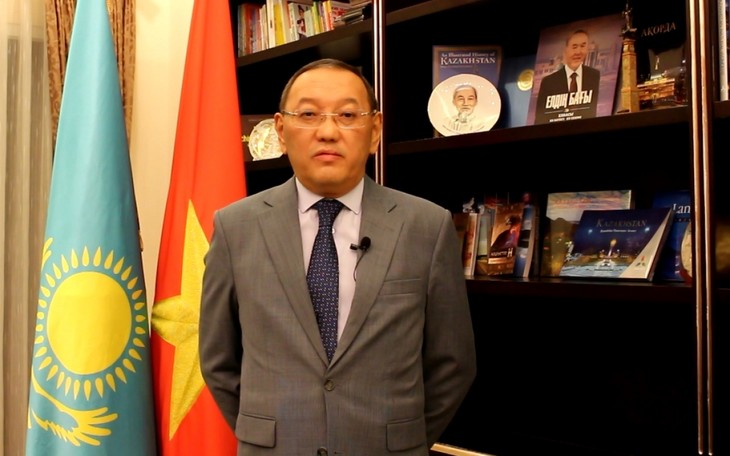 Các Đại sứ nước ngoài tin Đảng Cộng sản sẽ dẫn dắt Việt Nam đạt đột phá kinh tế vĩ đại - ảnh 3