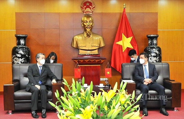 Tạo thuận lợi cho hoạt động xuất nhập khẩu hàng hóa của doanh nghiệp Việt Nam và Trung Quốc - ảnh 1