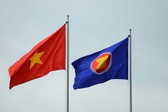 Kỷ niệm 26 năm ngày Việt Nam chính thức gia nhập ASEAN - ảnh 1
