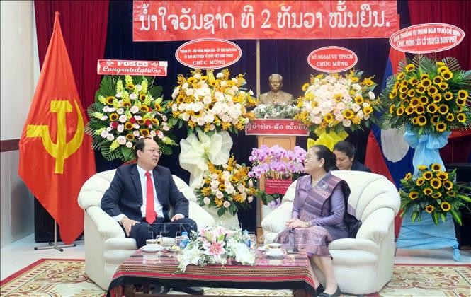 Lãnh đạo Thành phố Hồ Chí Minh chúc mừng Tết cổ truyền Bunpimay của Lào - ảnh 1