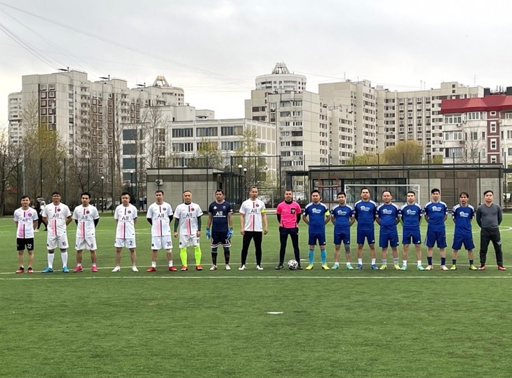 Khai mạc giải bóng đá cộng đồng người Việt tại Nga - “Lão tướng Moscow 2022“ - ảnh 5