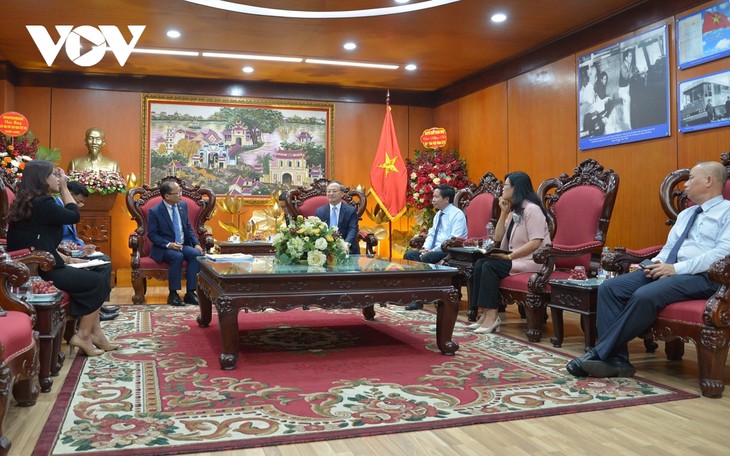 Tổng giám đốc Đài TNVN tiếp Đại sứ đặc mệnh toàn quyền Vương quốc Campuchia tại Việt Nam - ảnh 3