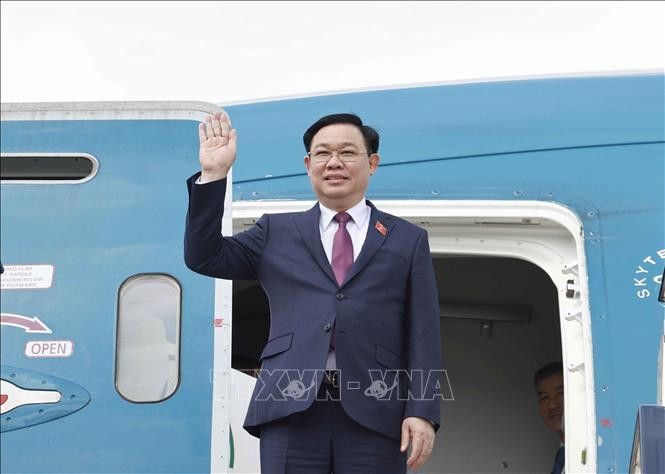 Chủ tịch Quốc hội Vương Đình Huệ về đến Hà Nội, kết thúc tốt đẹp chuyến thăm chính thức hai nước châu Âu - ảnh 1