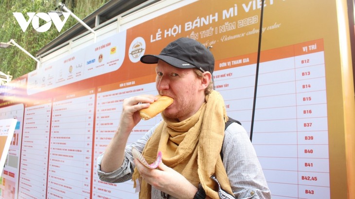Bánh mì Việt Nam – Món ăn hấp dẫn du khách quốc tế - ảnh 3