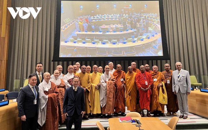 Lễ kỷ niệm Ngày quốc tế Phật đản 2023: Cùng nhau đoàn kết vì một thế giới bình yên cho nhân loại - ảnh 1