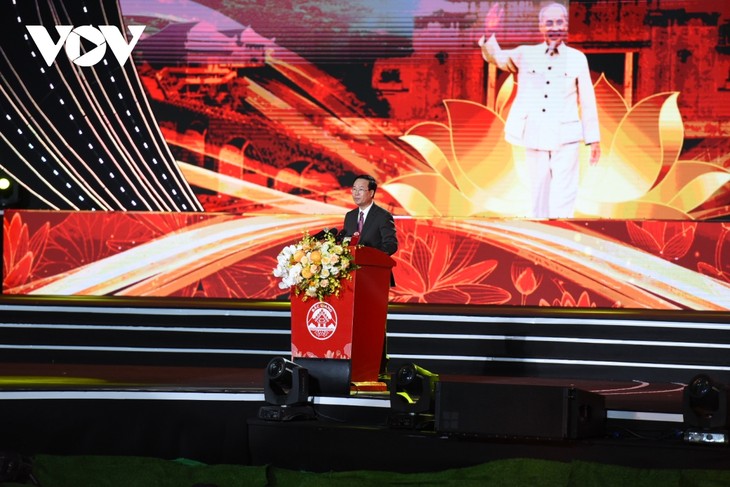 Lễ kỷ niệm 60 năm Chủ tịch Hồ Chí Minh thăm tỉnh Bắc Giang - ảnh 2