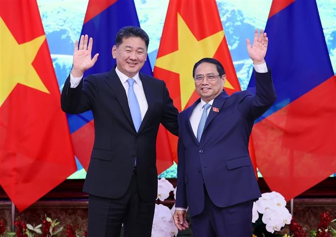 Thủ tướng Chính phủ Phạm Minh Chính tiếp Tổng thống Mông Cổ Ukhnaagiin Khurelsukh - ảnh 1
