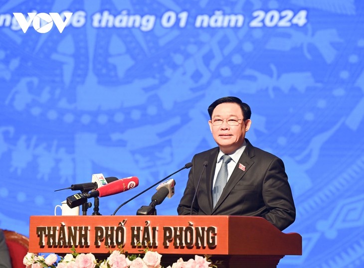 Chủ tịch Quốc hội Vương Đình Huệ tiếp xúc cử tri chuyên đề tại Thành phố Hải Phòng - ảnh 1