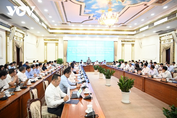 Thủ tướng chủ trì phiên họp lần thứ hai Ban Chỉ đạo triển khai cơ chế, chính sách đặc thù với Thành phố Hồ Chí Minh - ảnh 1