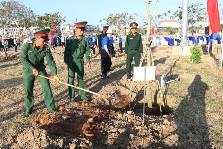 Tỉnh Ninh Thuận phát động Tết trồng cây Xuân Giáp Thìn 2024 - ảnh 1