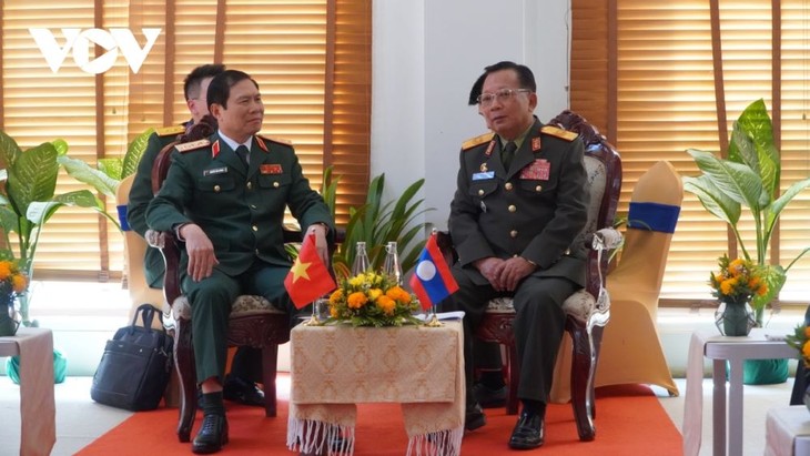 Thắt chặt quan hệ hợp tác quốc phòng Việt Nam - Lào - Campuchia - ảnh 1