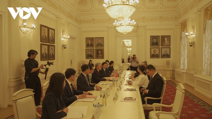 Đoàn đại biểu Tòa án Nhân dân Tối cao Việt Nam thăm và làm việc tại LB Nga - ảnh 1