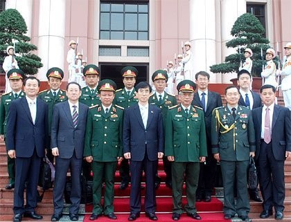 Dialog strategis yang pertama tentang pertahanan Vietnam-Republik Korea  - ảnh 2