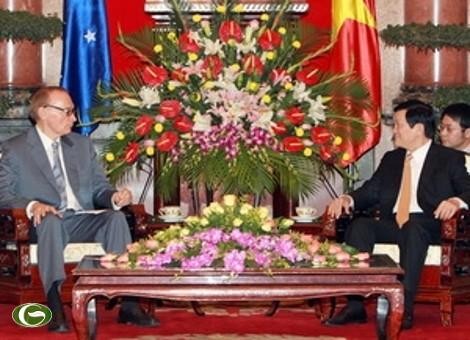 Presiden Vietnam Truong Tan Sang menerima Menteri Luar Negeri Australia - ảnh 1