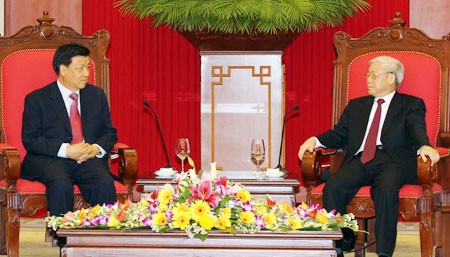 Sekjen KS PKV Nguyen Phu Trong menerima delegasi Partai Komunis Tiongkok - ảnh 1