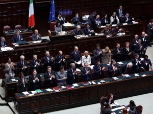 Pemeirntah baru di Italia melampaui semua mosi percaya di Majelis Rendah - ảnh 1